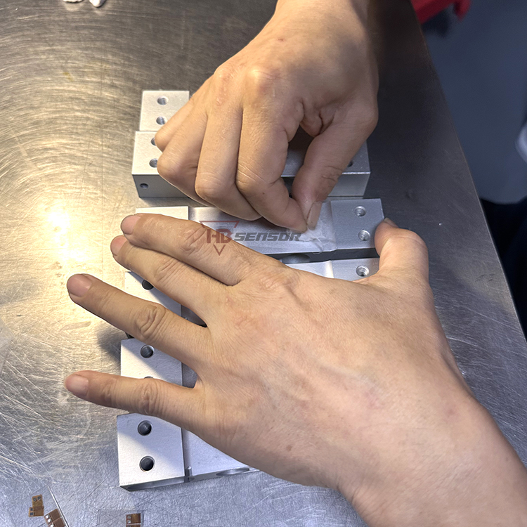 Pasting strain gauges process (1-1)